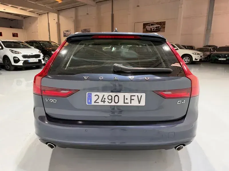 Usado Volvo V90 Business Edition 190 CV (139 kW) 2020 Azul Familiar