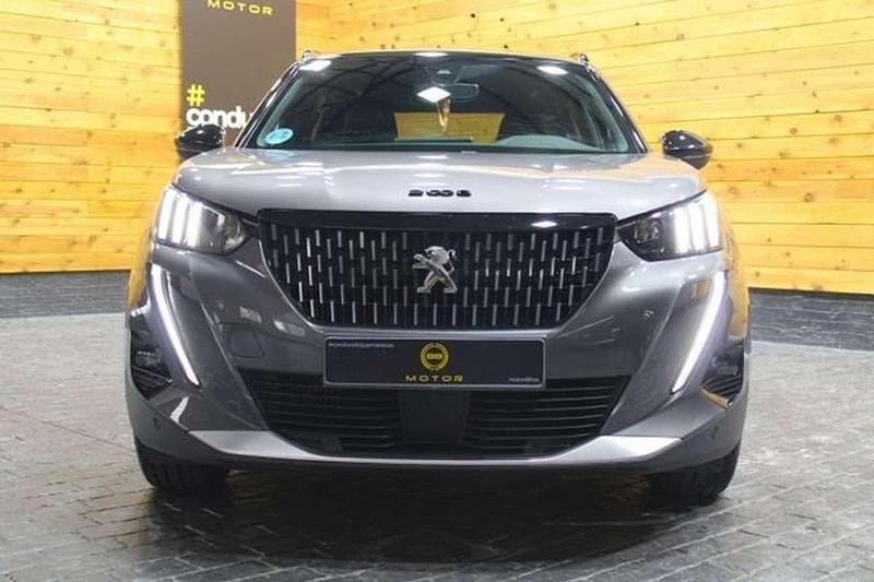Usado Peugeot 2008 GT 131 CV (96 kW) 2021 Gris SUV