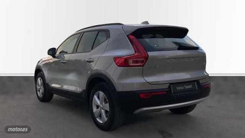 Usado Volvo XC40 2025 Plateado SUV