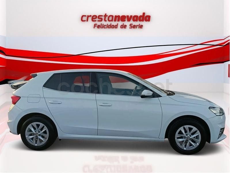 Usado Skoda Fabia Selection 80 CV (58 kW) 2024 Blanco Utilitario
