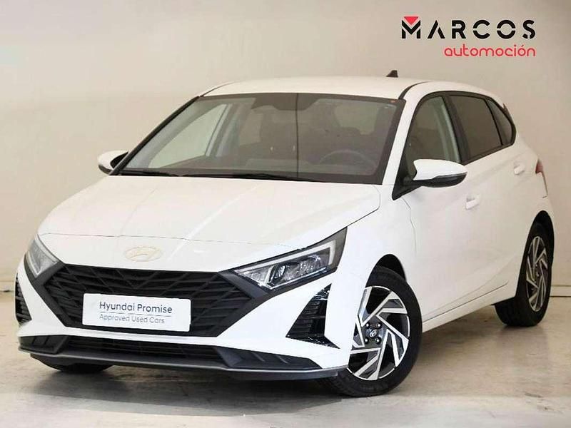 Blanco Usado 2024 Hyundai i20 Utilitario | 14.500 € (Buen precio) - Imagen 1/4
