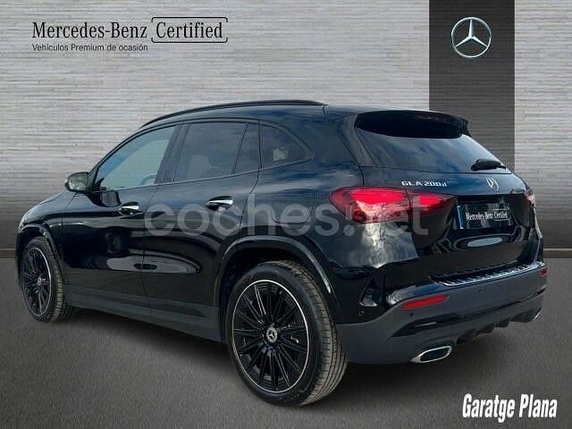 Usado Mercedes GLA200 150 CV (110 kW) 2025 Negro SUV