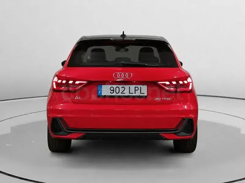 Usado Audi A1 Sportback 110 CV (80 kW) 2021 Rojo Utilitario
