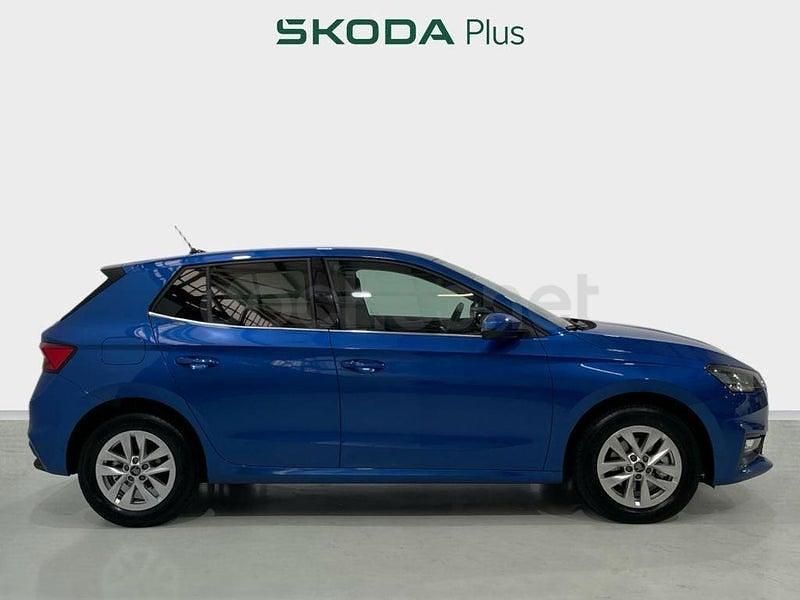 Usado Skoda Fabia Selection 115 CV (84 kW) 2025 Azul Utilitario