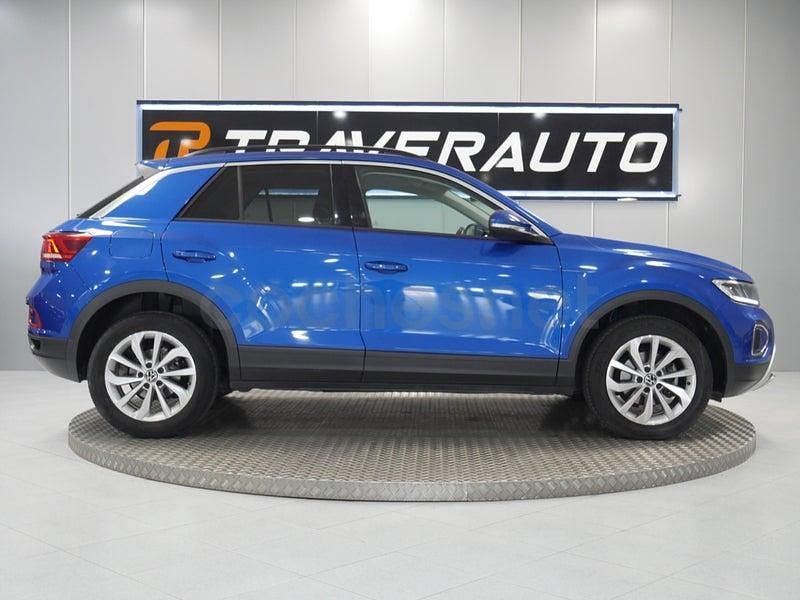 Usado VW T-Roc Life 150 CV (110 kW) 2023 Azul SUV