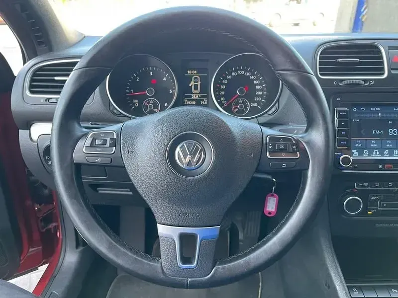 Usado VW Golf Cabriolet 105 CV (77 kW) 2012 Rojo Descapotable