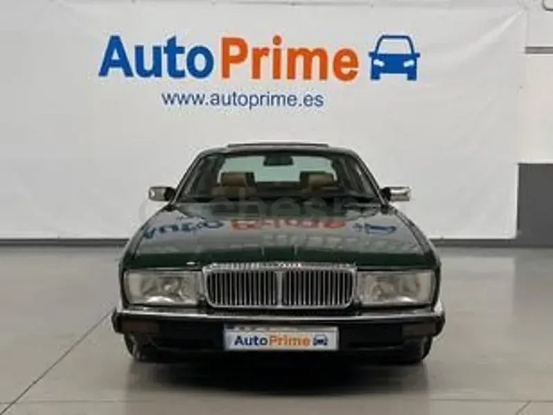 Usado Jaguar XJ6 Sovereign 220 CV (161 kW) 1987 Verde Berlina