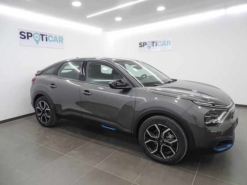 Usado Citroën e-C4 Feel 100 kW (136 CV) 2023 Gris Berlina