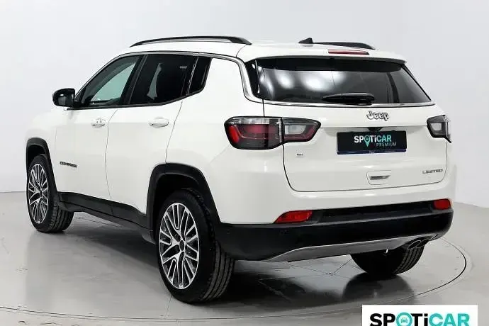 Usado Jeep Compass Limited 130 CV (95 kW) 2022 Blanco SUV