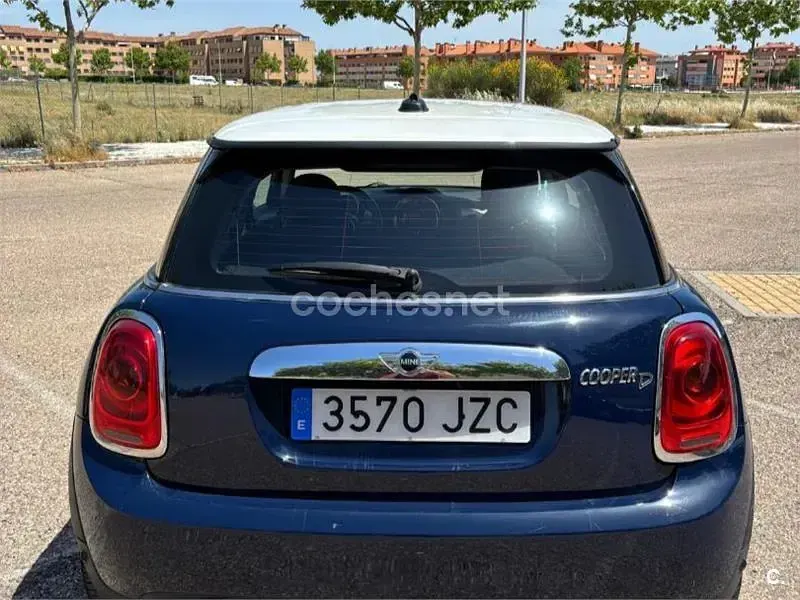 Usado Mini Cooper D 116 CV (85 kW) 2017 Azul Utilitario