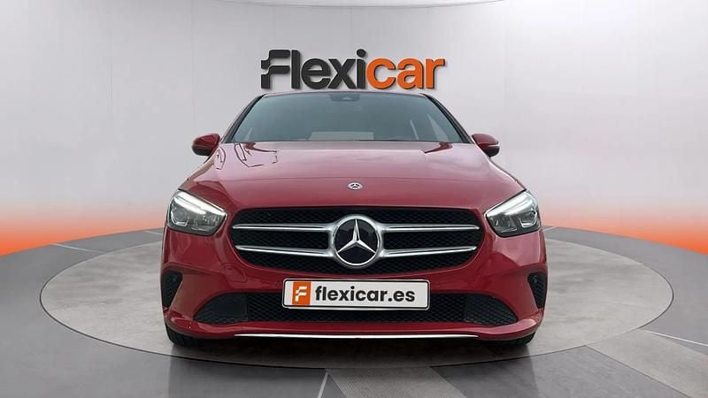 Gebraucht Mercedes B200 150 PS (110 kW) 2019 Rot Van / Kleinbus