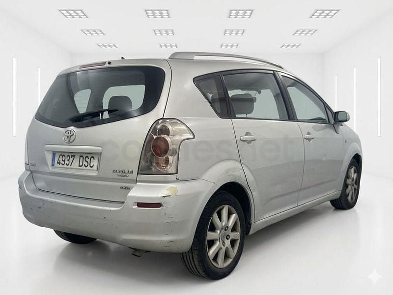 Usado Toyota Corolla Verso Luna 136 CV (100 kW) 2006 Gris / plata Monovolumen