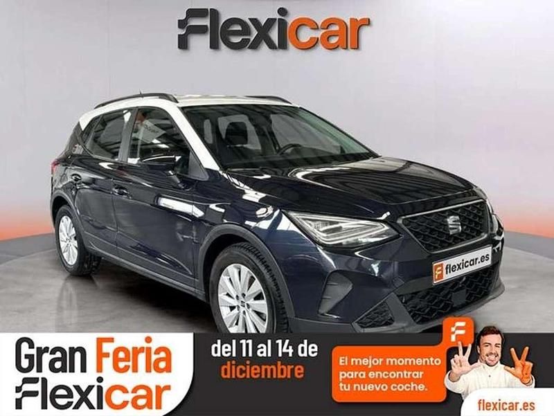 Usado Seat Arona Style 110 CV (80 kW) 2022 Azul SUV