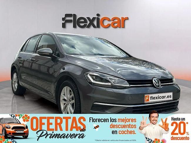 Usado VW Golf VII Life 115 CV (84 kW) 2020 Gris