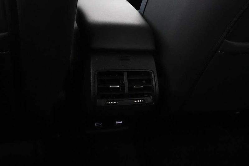 Negro Usado 2021 Citroën C4 Feel Berlina | 14.761 € (Buen precio) - Imagen 1/1
