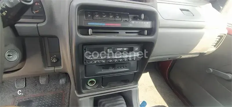 Usado Suzuki Vitara 80 CV (58 kW) 1998 Granate SUV