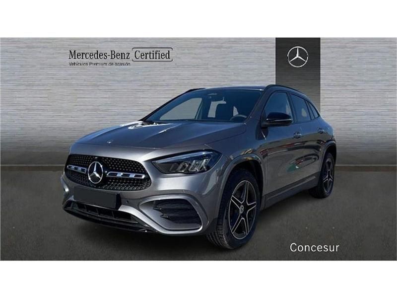 Usado Mercedes GLA200 150 CV (110 kW) 2025 Gris SUV