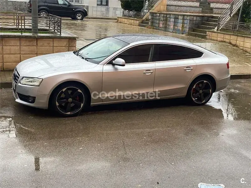 Usado Audi A5 Sportback 143 CV (105 kW) 2009 Gris / plata Utilitario