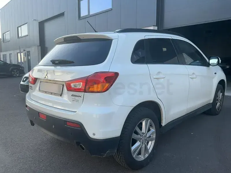 Usado Mitsubishi ASX 116 CV (85 kW) 2011 Blanco SUV