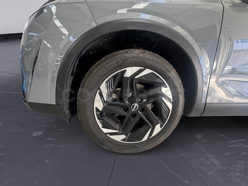 Usado Nissan Qashqai N-Connecta 140 CV (102 kW) 2024 Gris / plata SUV
