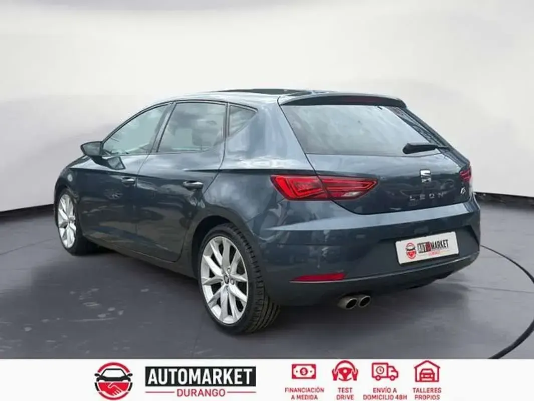 Usado Seat Leon 150 CV (110 kW) 2019 Gris Berlina
