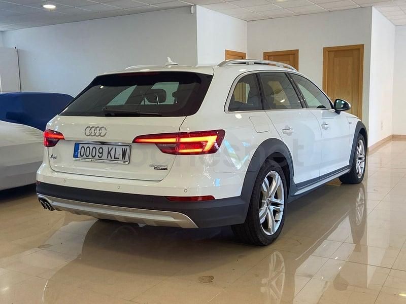Usado Audi A4 Allroad Ambiente 218 CV (160 kW) 2018 Blanco Familiar