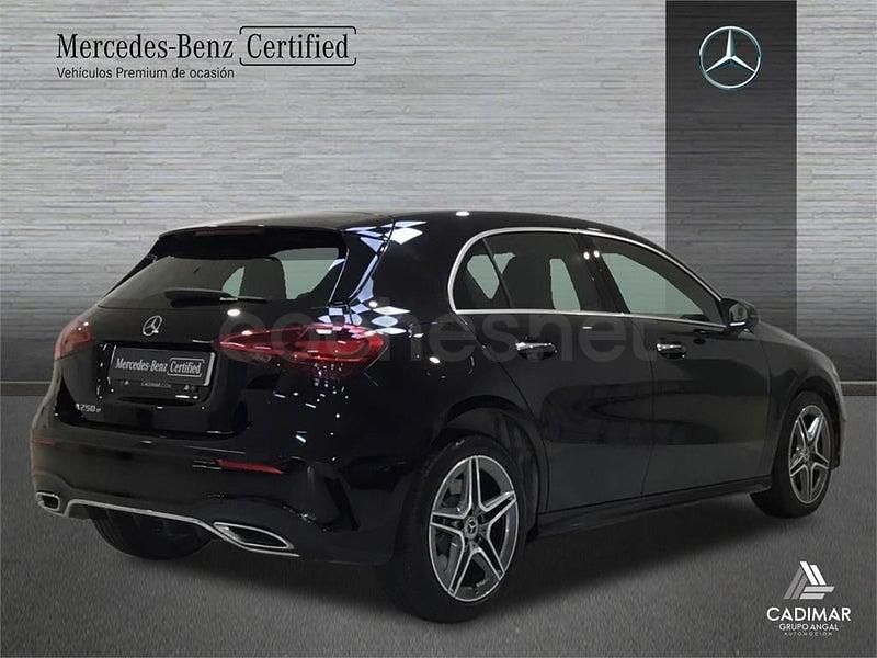 Używany Mercedes A250 AMG line 218 KM (160 kW) 2024 Biały Sedan/Limuzyna