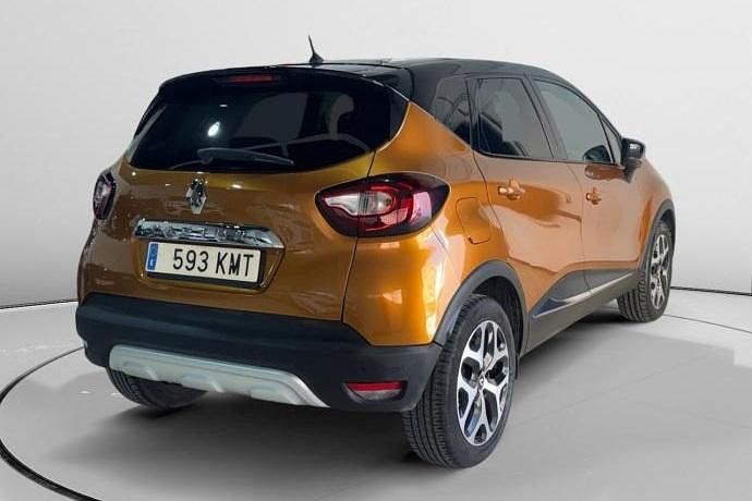 Usado Renault Captur Zen 120 CV (88 kW) 2018 SUV