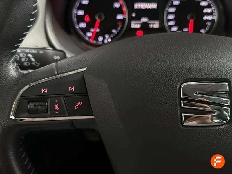 Blanco Usado 2016 Seat Ibiza ST CONNECT Familiar | 7090 € (Buen precio) - Imagen 1/4