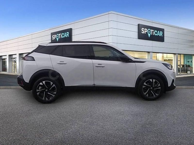 Usado Peugeot 2008 Allure 130 CV (95 kW) 2022 Blanco SUV