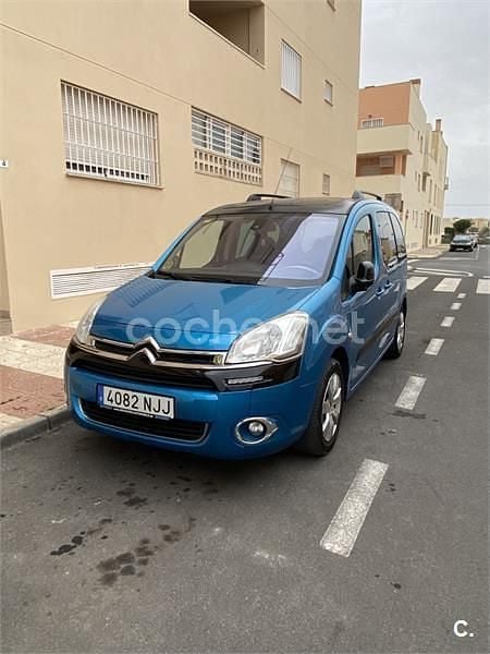 Usado Citroën Berlingo Seduction 114 CV (83 kW) 2014 Azul Monovolumen