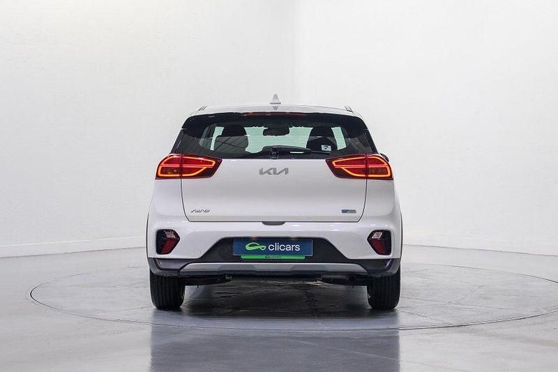 Usado Kia Niro 105 CV (77 kW) 2022 Blanco SUV