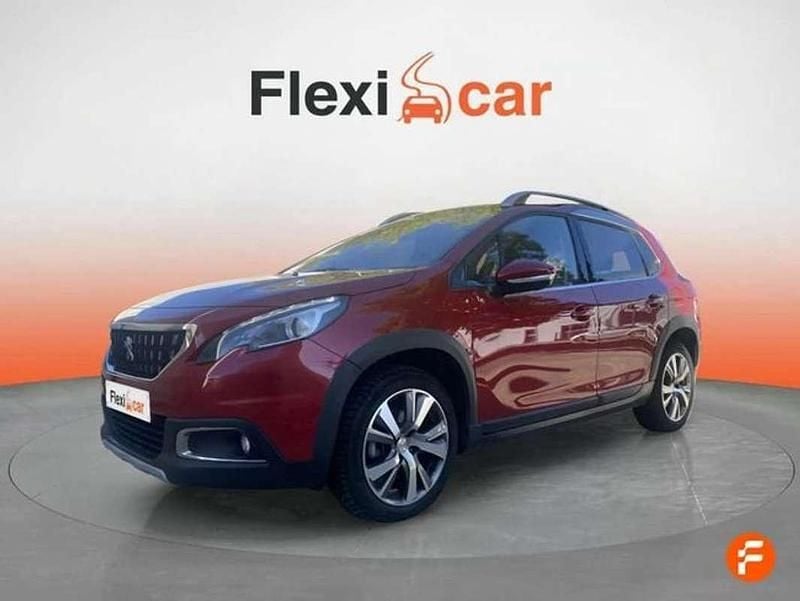 Usado Peugeot 2008 Allure 131 CV (96 kW) 2017 Rojo SUV