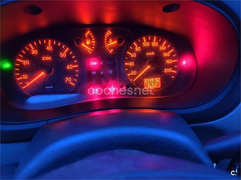 Usado Renault Kangoo 105 CV (77 kW) 2009 Blanco Monovolumen