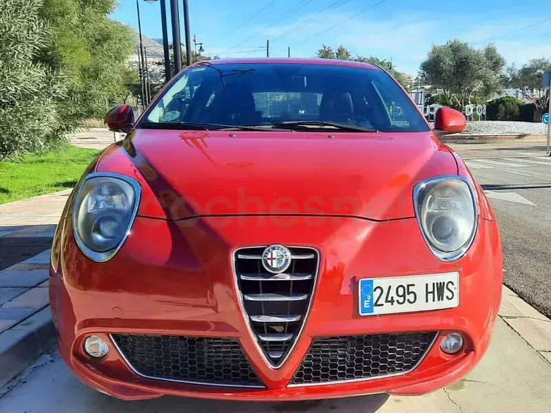 Usado Alfa Romeo MiTo 85 CV (62 kW) 2014 Rojo Utilitario