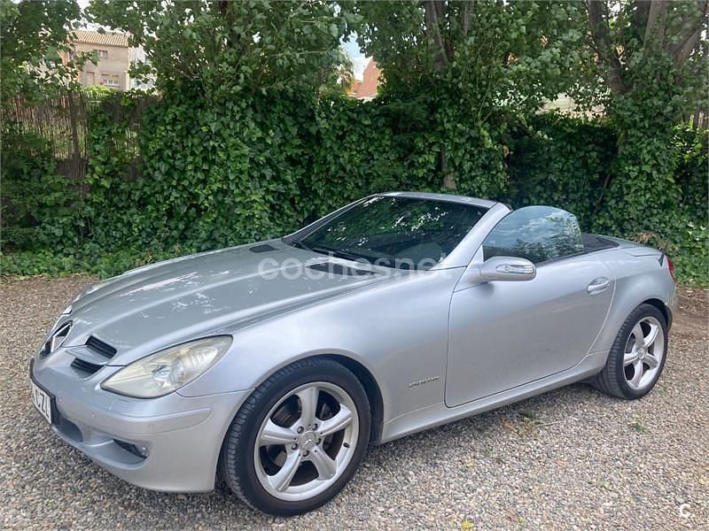 Usado Mercedes SLK200 163 CV (119 kW) 2004 Gris / plata Descapotable
