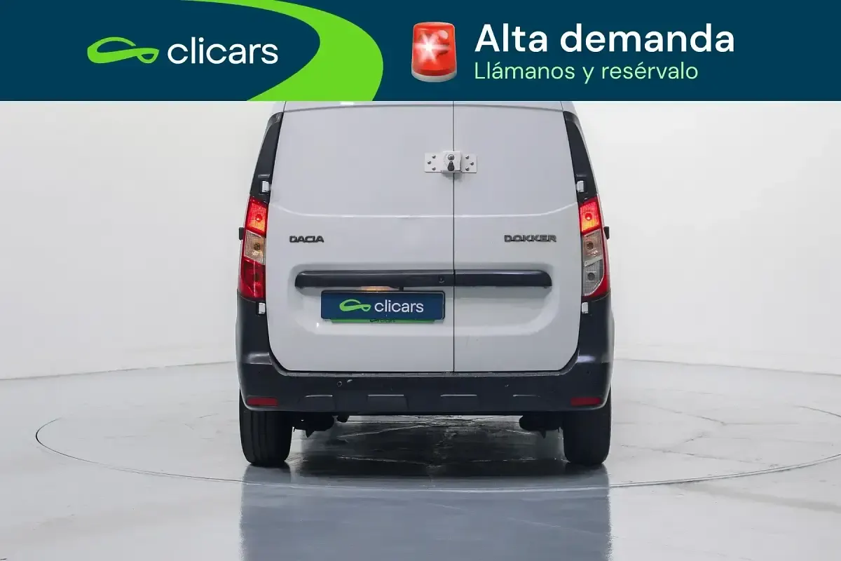 Usado Dacia Dokker Essentiel 100 CV (73 kW) 2019 Blanco Monovolumen