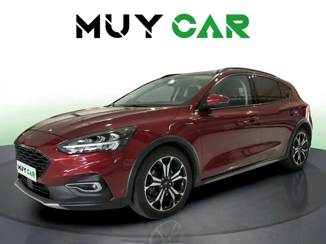 Usado Ford Focus Active 125 CV (91 kW) 2020 Rojo Utilitario