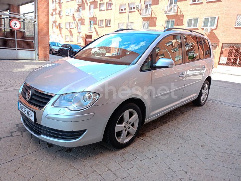 Gris / plata Usado 2008 VW Touran Monovolumen | 4500 € (Buen precio) - Imagen 1/4