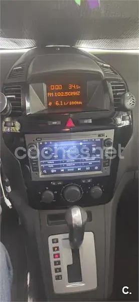 Usado Opel Zafira Cosmo 150 CV (110 kW) 2006 Rojo Monovolumen