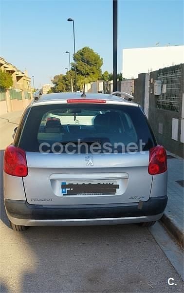 Gris / plata Usado 2010 Peugeot 207 Active Familiar | 3500 € (Super precio) - Imagen 1/4