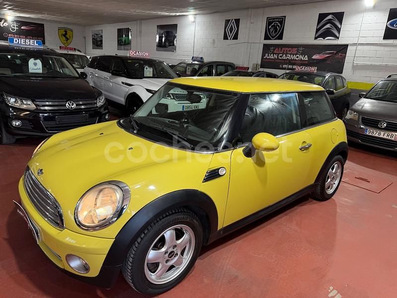 Usado Mini Cooper 122 CV (89 kW) 2011 Amarillo Utilitario