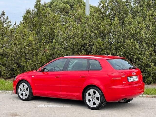 Usado Audi A3 Attraction 160 HP (117 kW) 2008 Vermelho Citadino