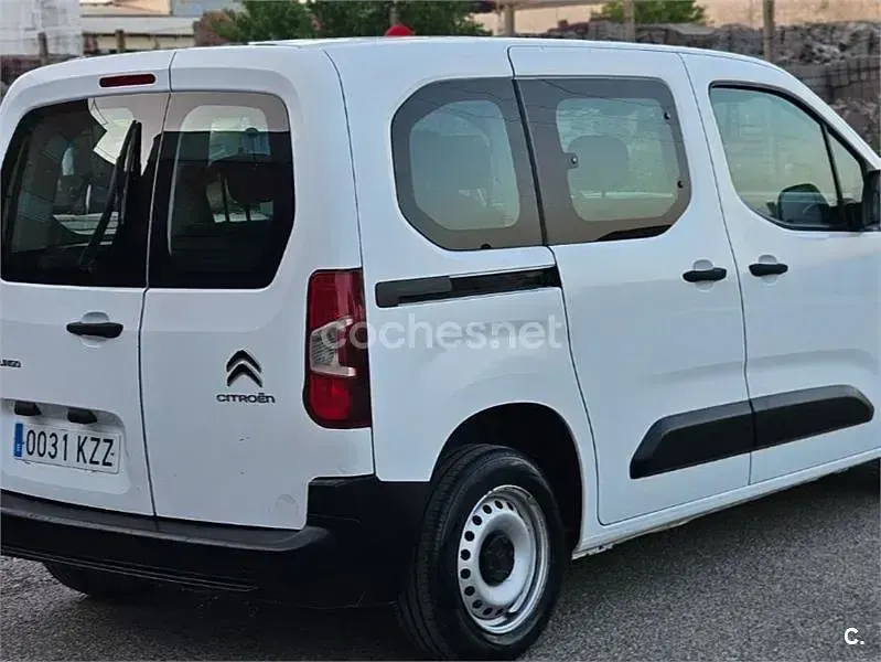 Usado Citroën Berlingo Live 75 CV (55 kW) 2019 Blanco Monovolumen