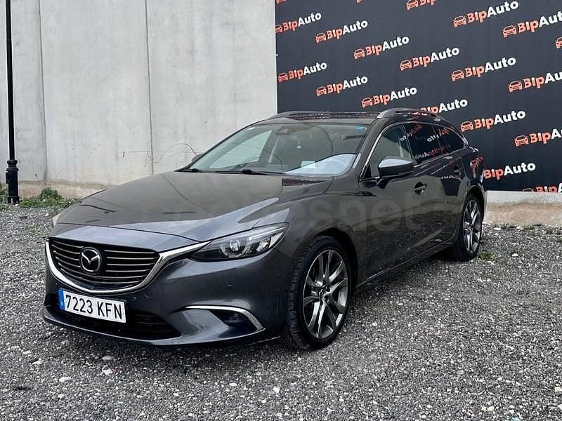Usado Mazda 6 Luxury 150 CV (110 kW) 2017 Gris / plata Familiar
