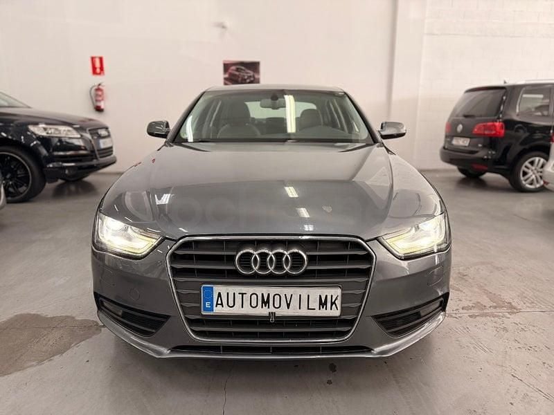 Usado Audi A4 143 CV (105 kW) 2013 Gris / plata Berlina