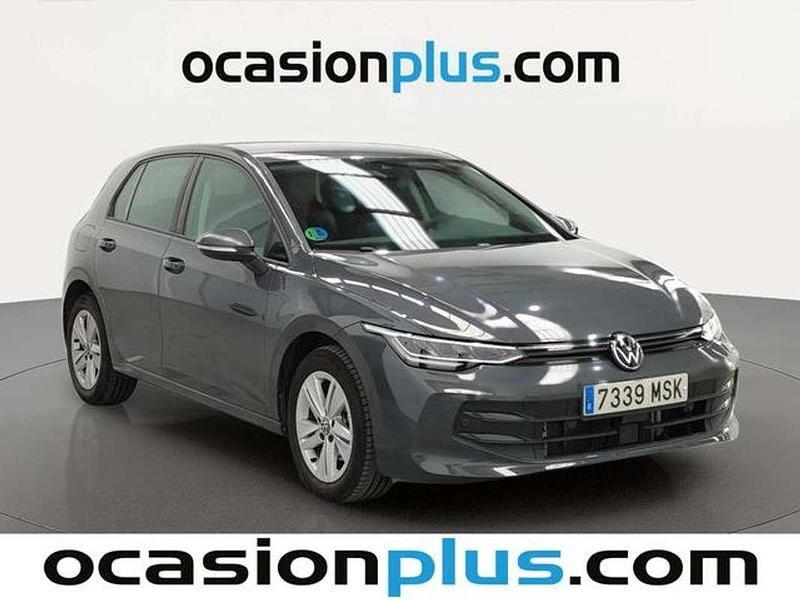 Usado VW Golf VIII 116 CV (85 kW) 2024 Gris Utilitario