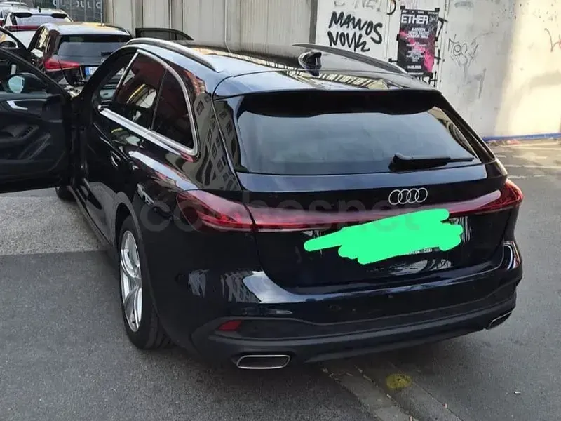 Usado Audi A5 Advanced 150 CV (110 kW) 2025 Negro Familiar