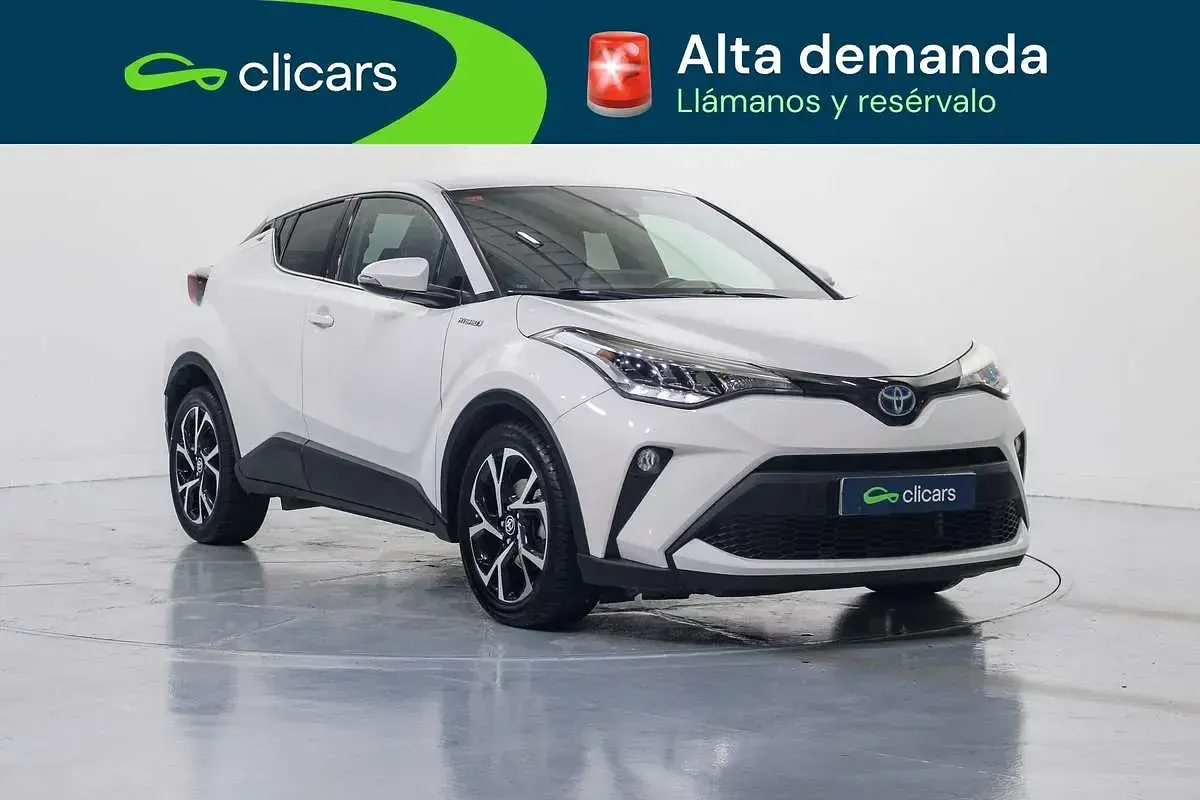 Begagnad Toyota C-HR Advance 98 HK (72 kW) 2021 Vit SUV