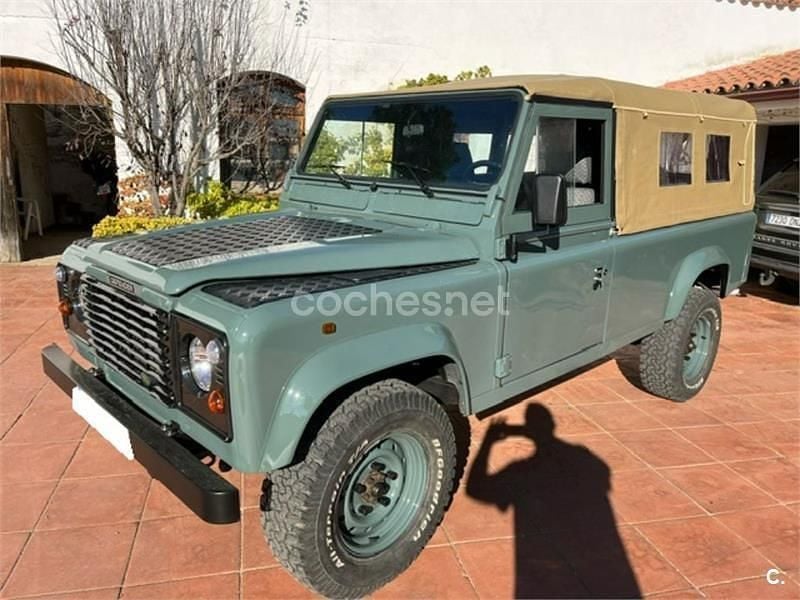 Usado Land Rover Defender 112 CV (82 kW) 1995 Verde SUV